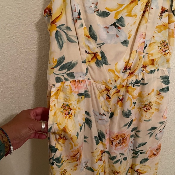 Romper - Picture 2 of 5